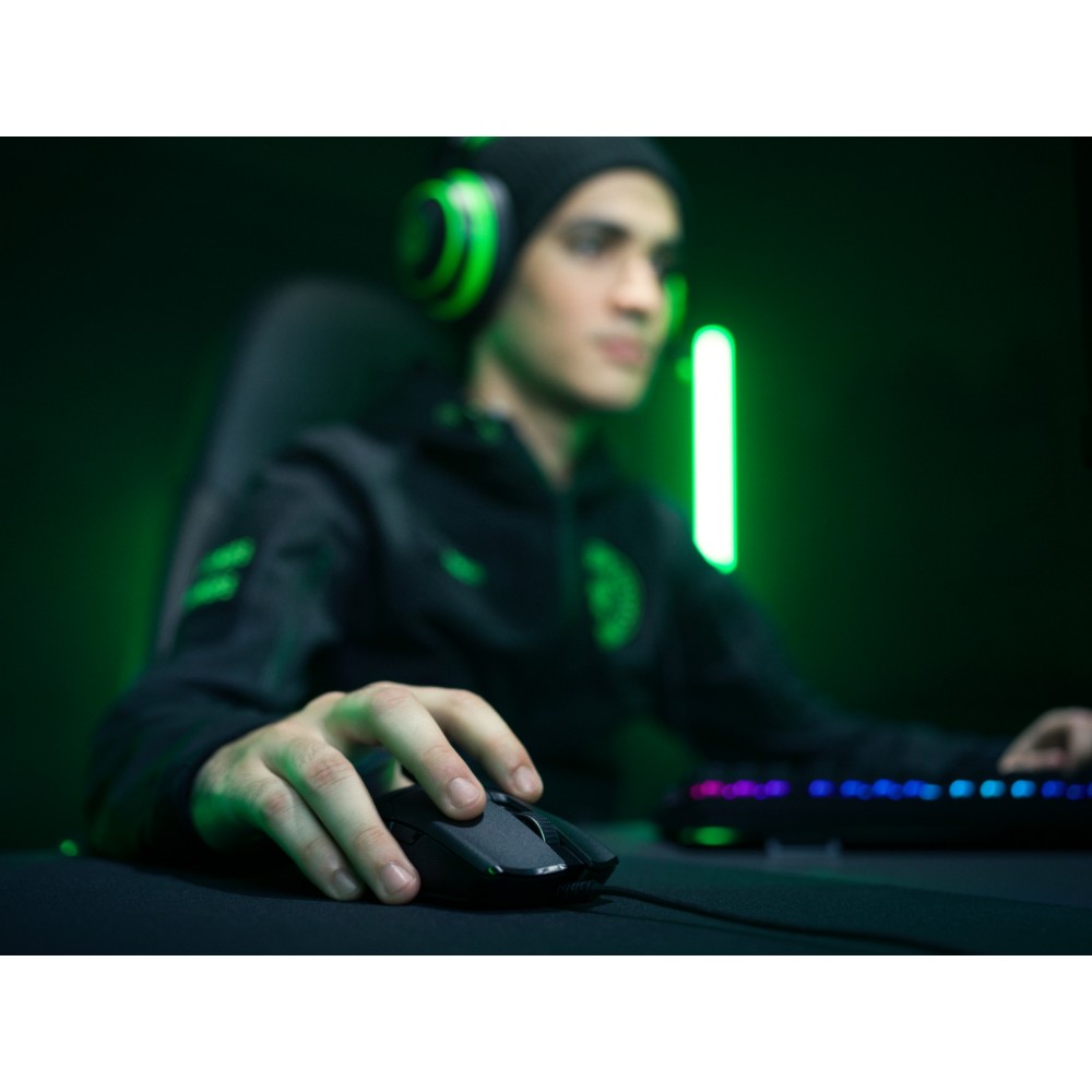 Razer VIPER souris Droitier USB Type-A Optique 16000 DPI Razer VIPER souris Droitier USB Type-A Optique 16000 DPI