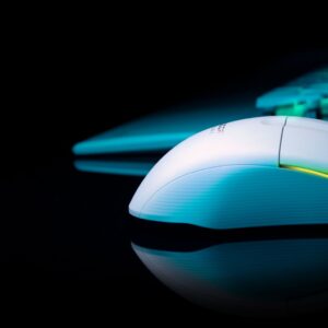 Souris gaming sans fil Kone Pro Air - Noir RVB Souris gaming sans fil Kone Pro Air - Noir RVB